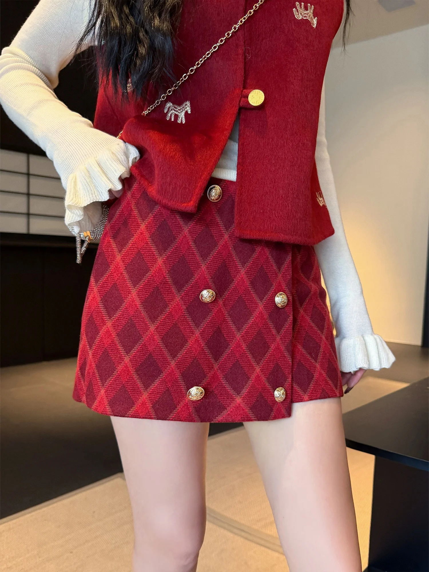 

LADIESFIRST High Waist ort Skirt Metal Button Retro White Enhancing Diamond Pattern f-length Pants L30 Commute Sle