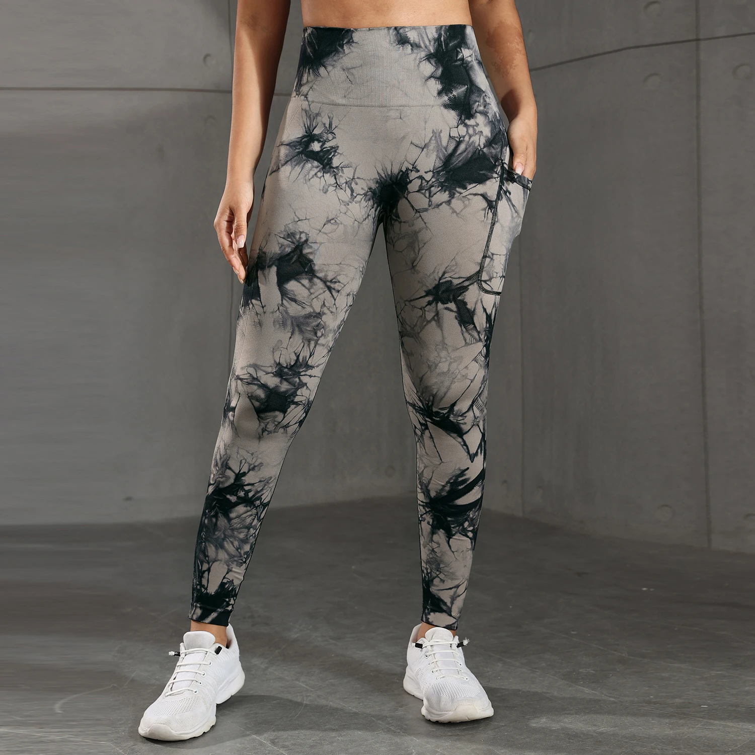 CHRLEISURE Women Tie Dye Yoga Pants with Pockets Push Up Sports Leggings High Waist Butt Lifting Fitness Tights Tracksuit