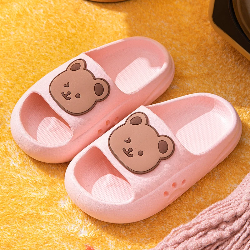 Cartoon Bear pantofole per bambini scarpe estive per bambini scarpe morbide antiscivolo per la casa del bambino pantofole da spiaggia per ragazze