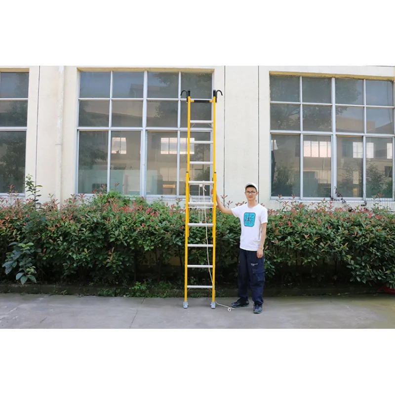 custom.Insulated Anti-fire Telescopic Fiberglass Combination Ladders Triple Extension 150kg Load Capacity Home Use