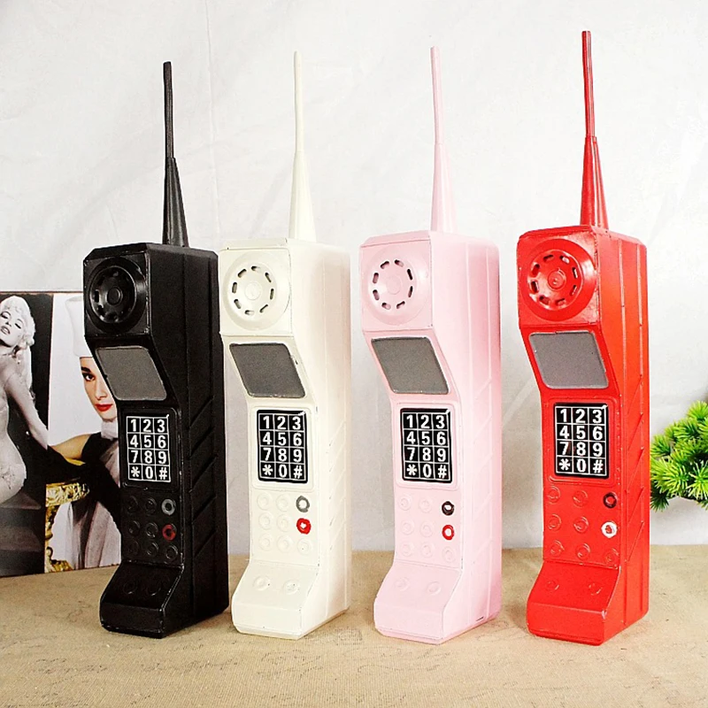 

30cm Retro Cellular Phone Model Simulation 1970s Old European Style Mobile Phone Movie Photographic Props Stylized Ornaments