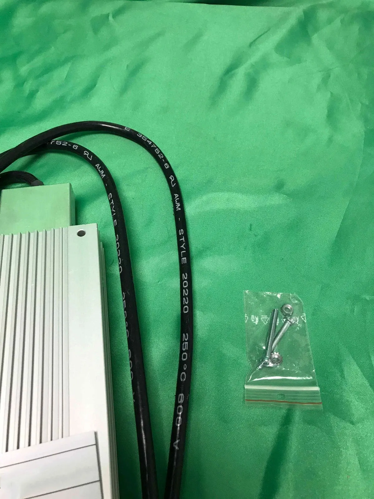Brand New  VW3A7601R20 VW3A7602R20 VW3A7604R20 VW3A7605R20 VW3A7607R20 One Year Warranty