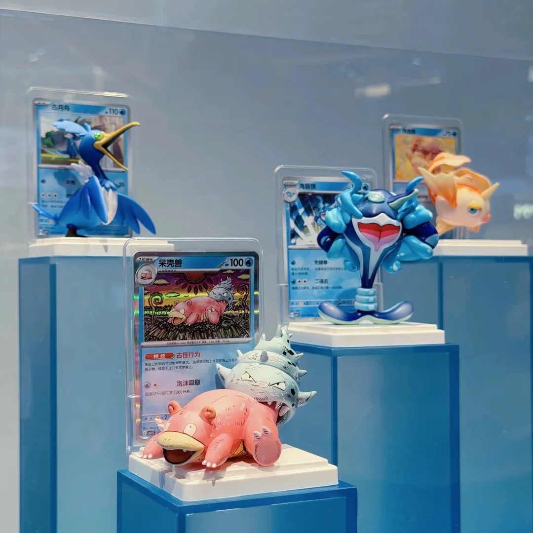 pokemon cards with figures XY Mega Charizard Y Orange Figure Collection 4 Booster Packs, Figure Promo Card Pokemon USA you get Tapu Koko both as a wild sculpted figure and as a never Pokemon Card Game TCG Card