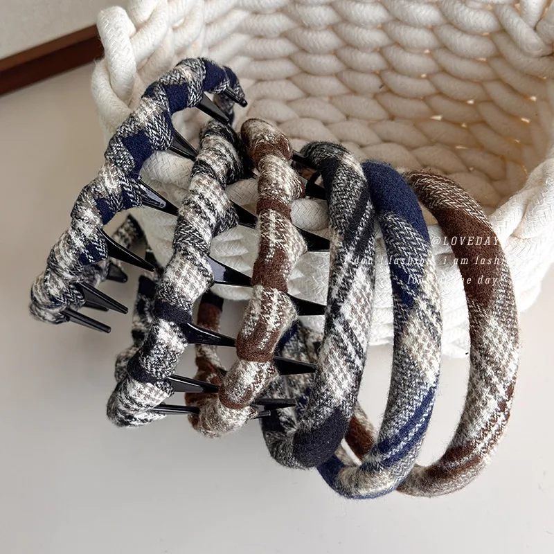Headband Preppy Plaid Wrapped Fabric Crown Boosting Wave Grip Non Slip Comfortable Versatile Hair Band for Women Everyday