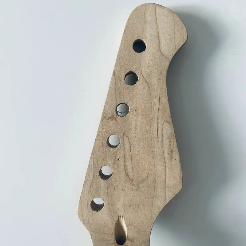 FN113 ST Guitar Neck Semi Finishing Maple+Rosewood 22 Frets 648mm Scales Length with Damages for DIY Replace