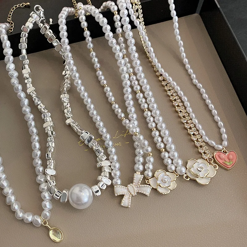 Elegant Women Classic Korean Style Vintage Pendant Collar Pearl Necklace Chains Fashion Retro Lady Camellia Chorkers Necklaces