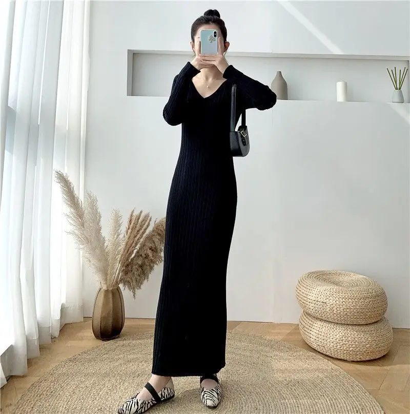 Black New Autumn  V-neck Knitted Dress Women New Slim Fit Hip Hugging Bottom Shirt Over the Knee Sweater Long Skirt Trendy