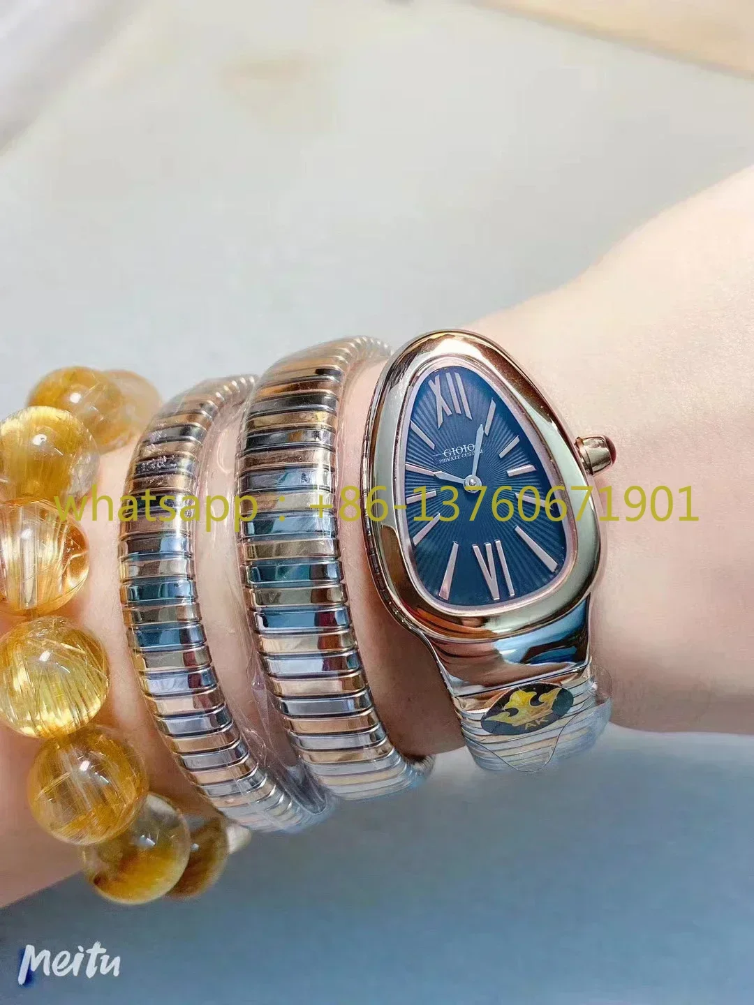 Luxury New Women Quartz Watch Lady Snake Silver Rose Gold Long Bracelet Rome Black White Dress Watches