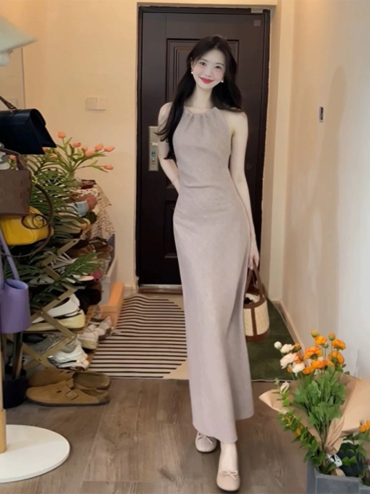 

B-036 Simple and sexy slim fitting one-piece temperament long skirt
