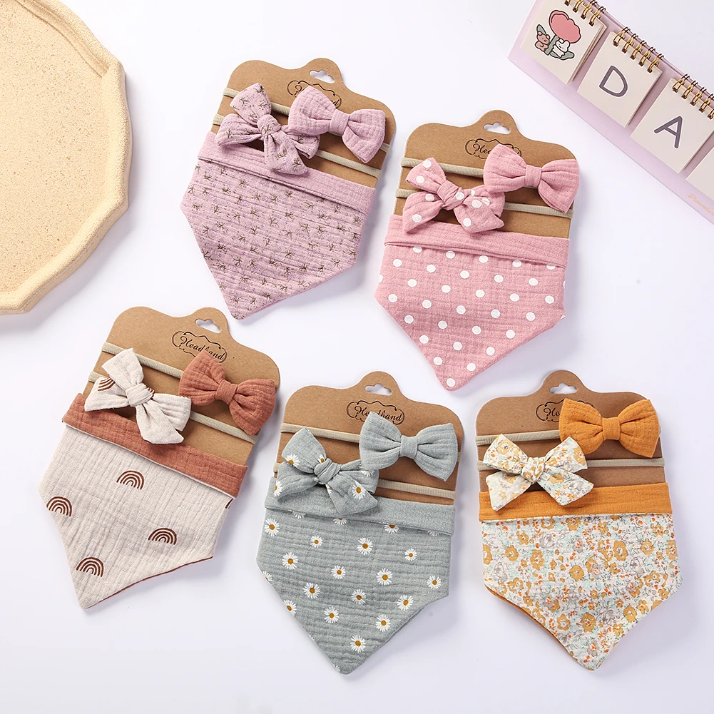 3Pcs/Set Muslin Cotton Baby Bib Newborn Bows Headband Triangle Print Saliva Towel Infant Boy Girl Feeding Burp Cloth Shower Gift