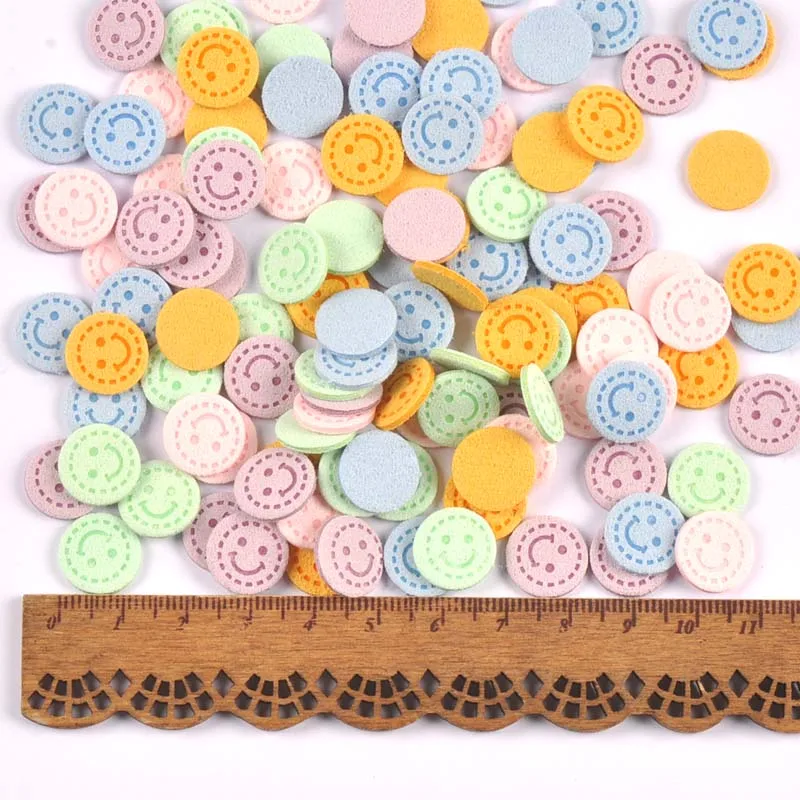 50Pcs Smile Round Fiber Leather Luck Labels Embossed Tags DIY Flag Label For Garment Sewing Accessories 13mm cp3528