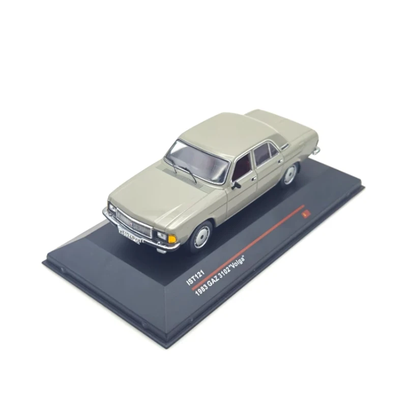 Diecast 1:43 Scale Alloy GAZ 3102 Volga 1983 Retro Car Model Finished Product Simulation Toy Static Model Gift Display