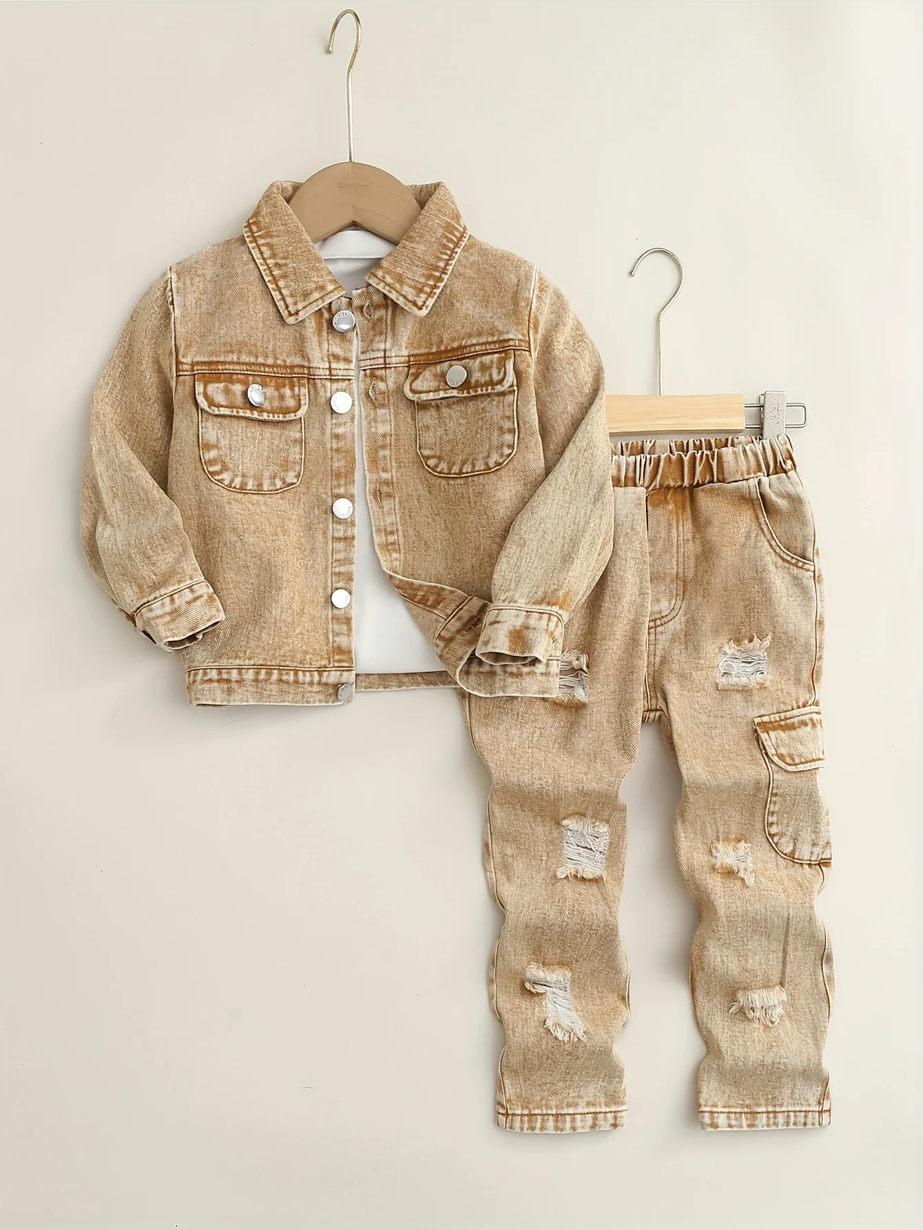 

Джинсовый комплект из 2 предметов в стиле ретро для мальчиков, повседневная джинсовая куртка и рваные джинсовые брюки для рабочей одежды