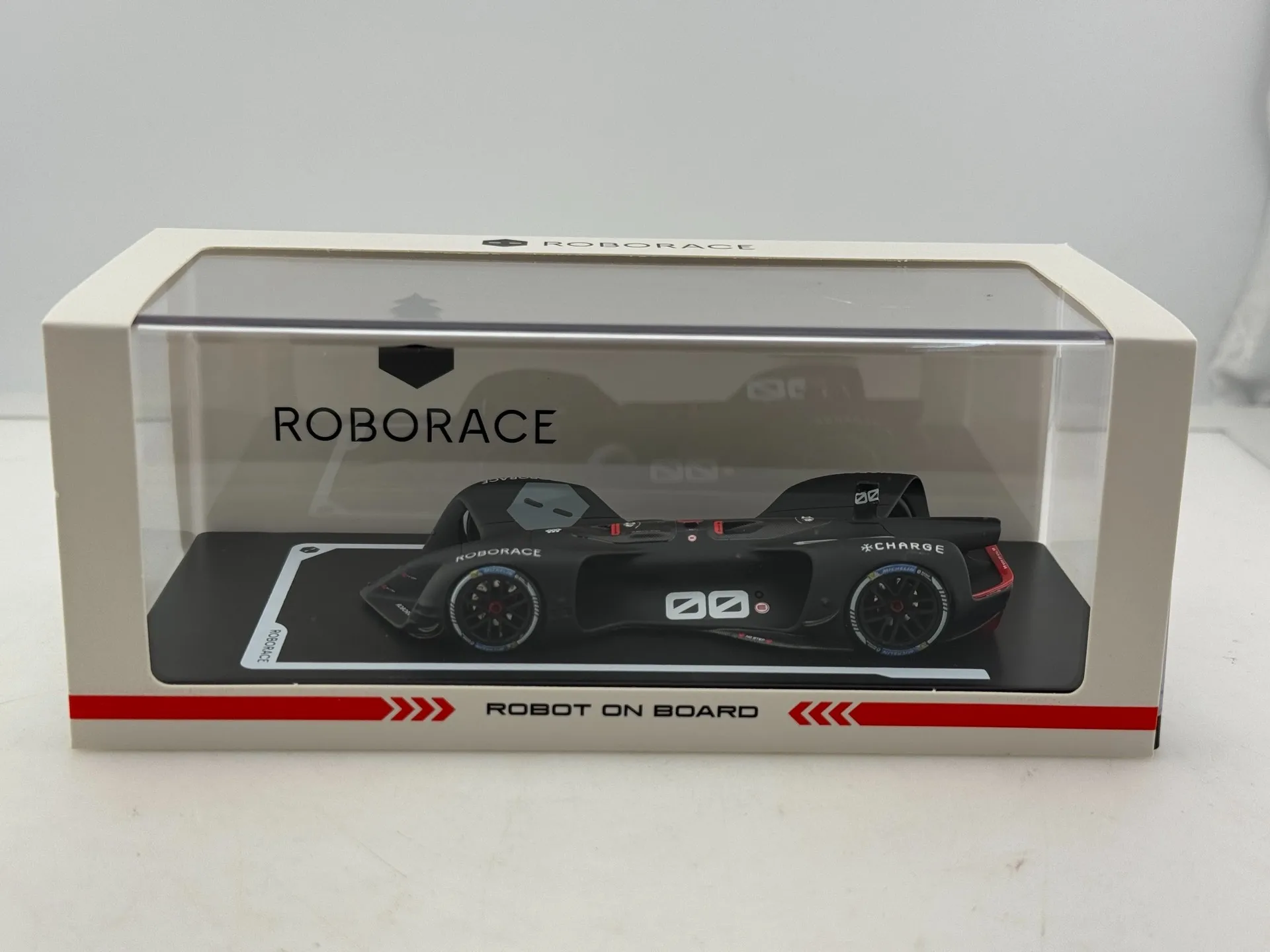 

Литой под давлением ROborace, масштаб 1/43, беспилотная формула, гоночная концепция автомобиля, модель автомобиля из смолы, Коллекционная игрушка, подарок, сувенир, украшение для дисплея