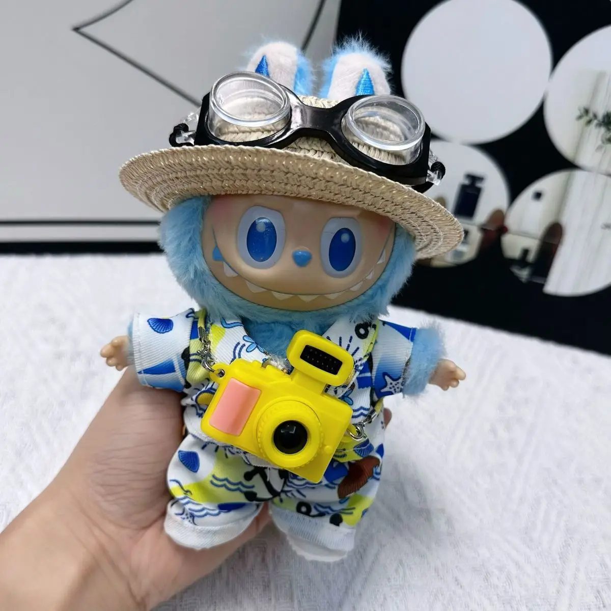 

17cm Labubu Sitting Party Beach Outfit Headphones Straw Hat Camera Glasses Shoes for 1.0 2.0 3.0 Generation Vinyl Figure
