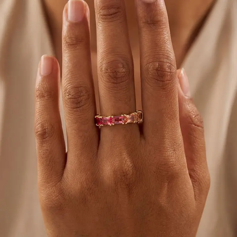 Täglich tragbare farbige quadratische Zirkonia-Ringe für Damen, goldfarben, hochwertige Damen-Accessoires, Hochzeits- und Party-Schmuck