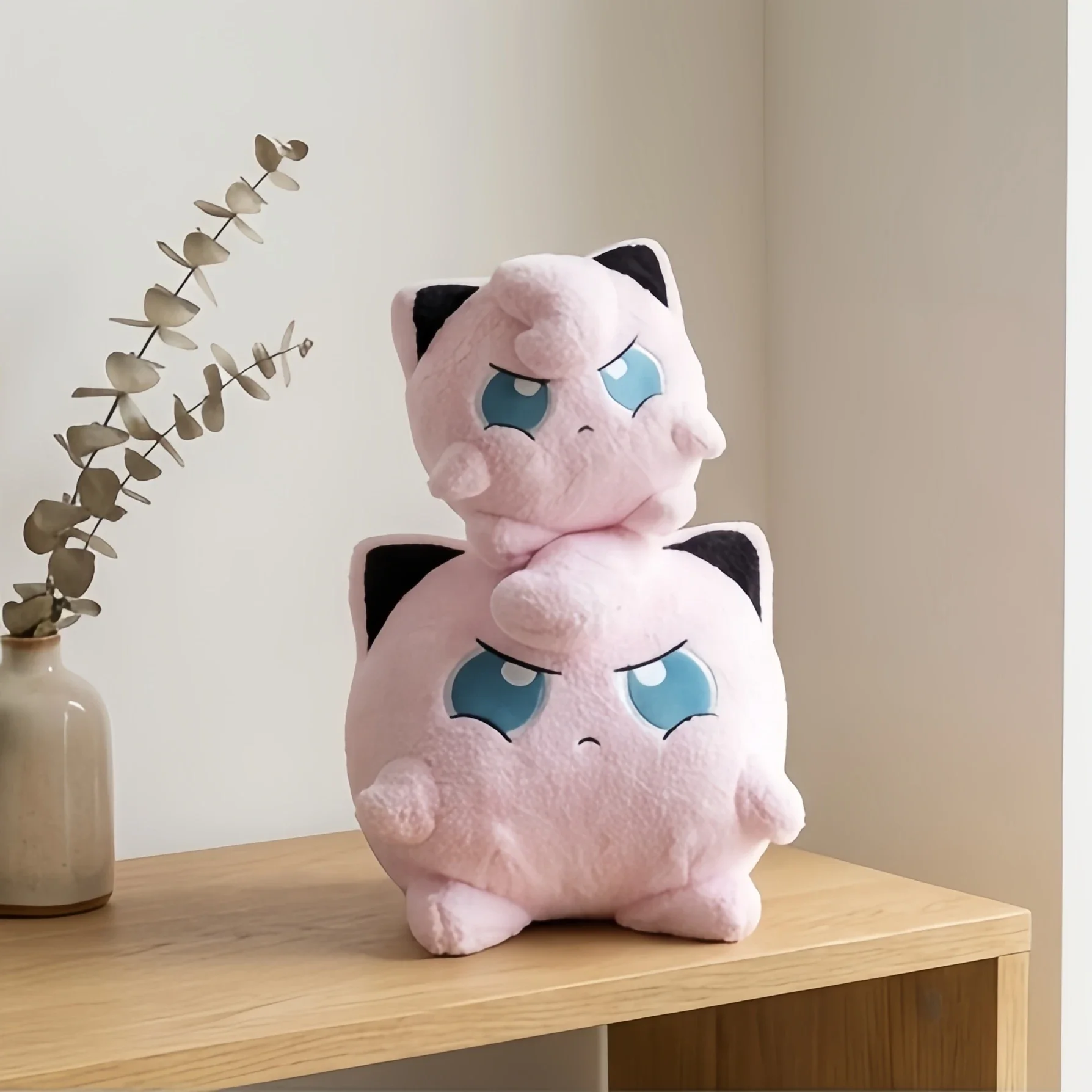 Juguete de Peluche Abrazable Jigglypuff Tipo Hada, Muñeco de Peluche Suave y Esponjoso con Cara de Enfadado y Melancólico, Cojín de Espalda, Regalo para Fans