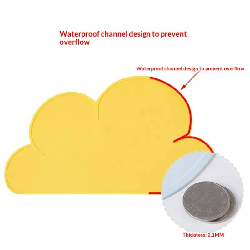 Silicone pet meal mats  waterproof, anti-slip mats, leak-proof mats, cat and dog meal mats. Cloud-shaped placemat