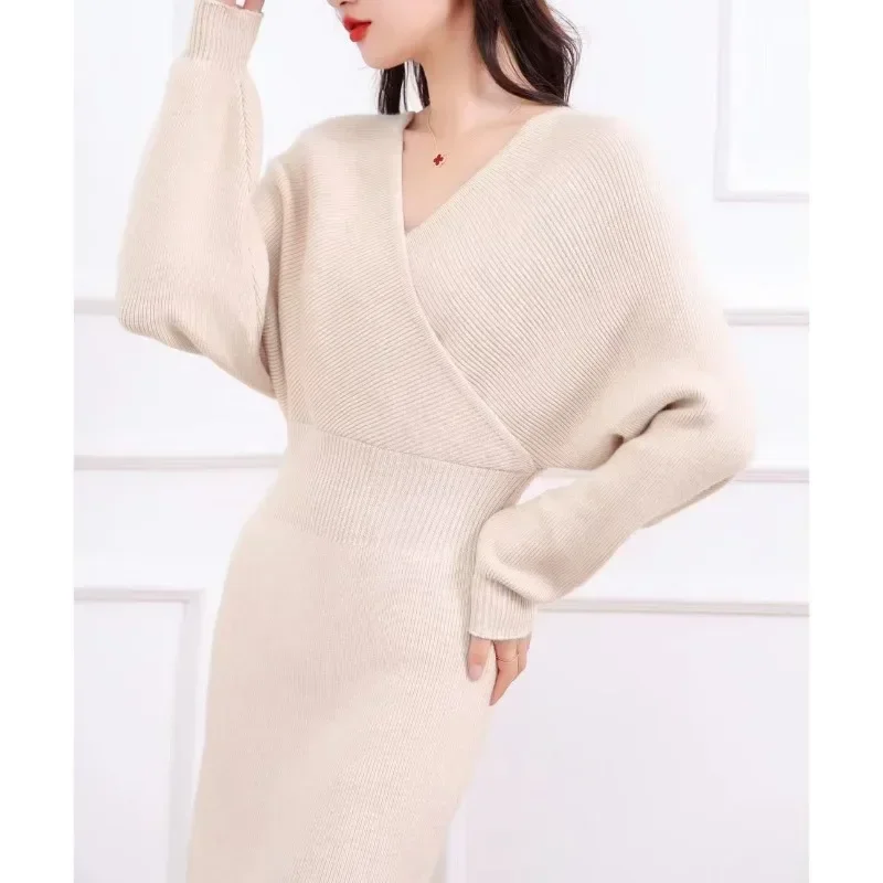 Fashionable Women\'s V-neck Slanted Collar Woolen Dress Autumn and Winter New Item, Hip Hugging Slim Fit and Slimming Knit Dress