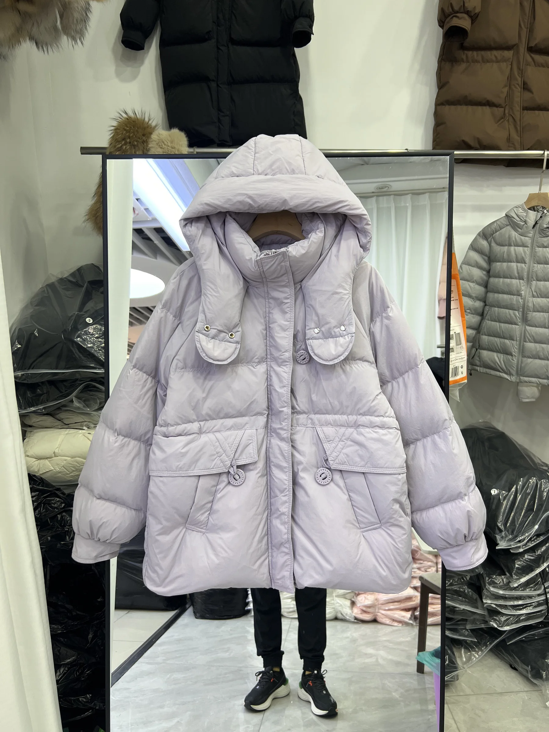 

Модная белая женская куртка-пуховик свободного кроя с капюшоном, ветровка в корейском стиле для повседневной носки, осень 2025