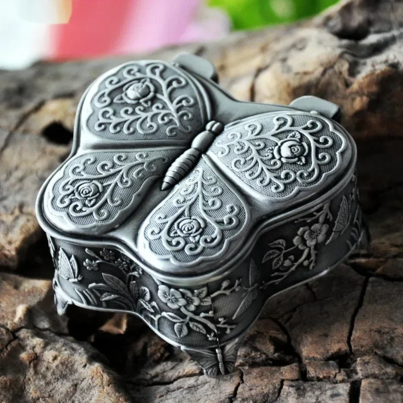 Korean Princess Style Ring Box Metal Butterfly Jewelry Organizer Flower Relief Storage Boxes Exquisite Practical Home decoration