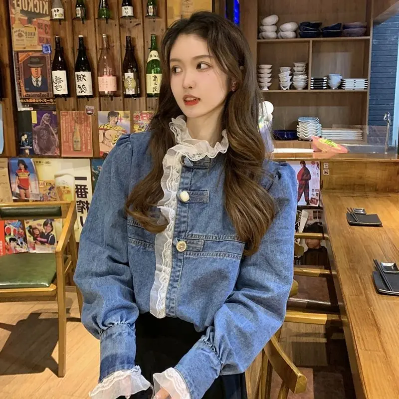 

Korea Autumn Denim Shirt Women's Fashion Lace Patchwork Jean Tops Jacket Female Vintage Blue Elegant Blouses Ladies Trend Coats