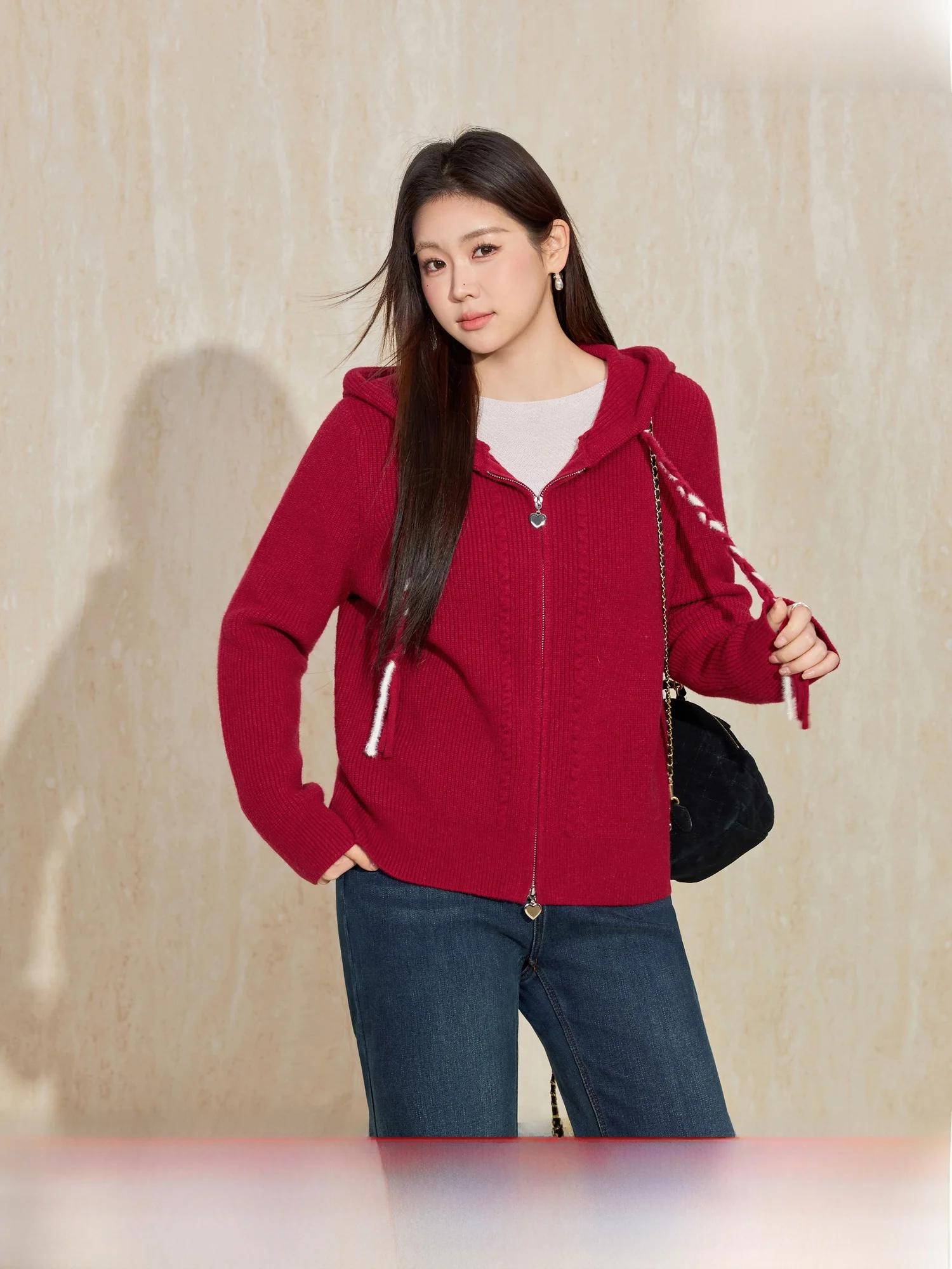 

Женский вязаный свитер больших размеров Blue Language, новогодний, красный, с капюшоном, мягкий зимний, новый, с двойной молнией, внутренняя и верхняя одежда