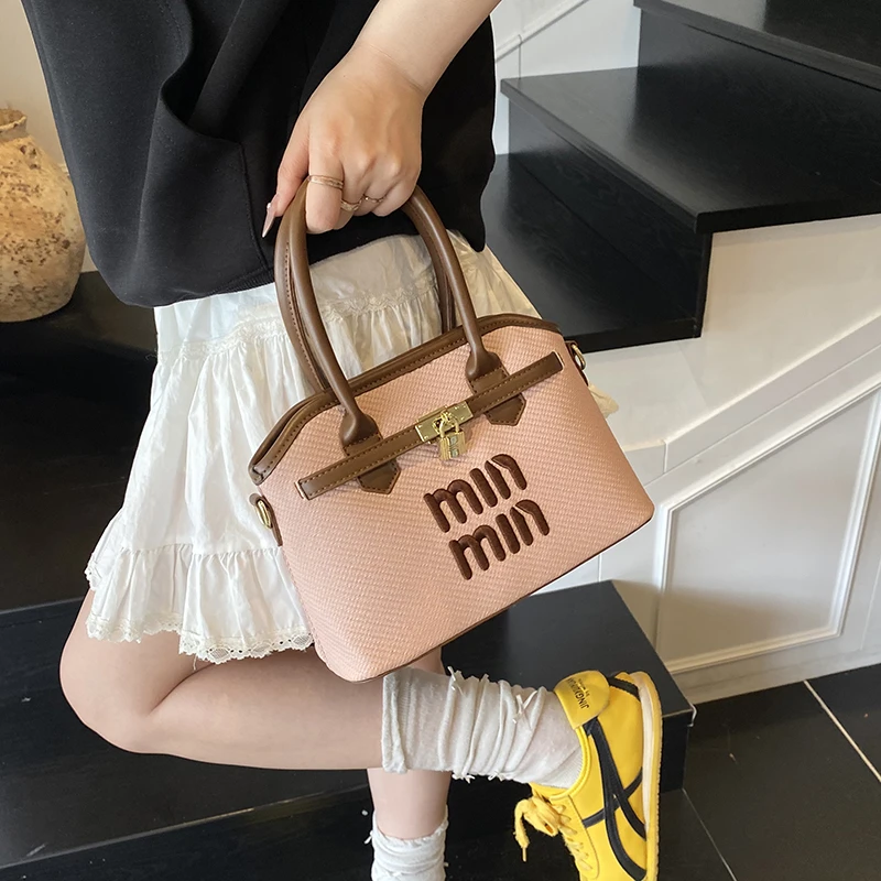 

Women Messenger Bag Leather Crossbody Shoulder Famous Designer Luxury Brand Classic Elegant Popular Essential
