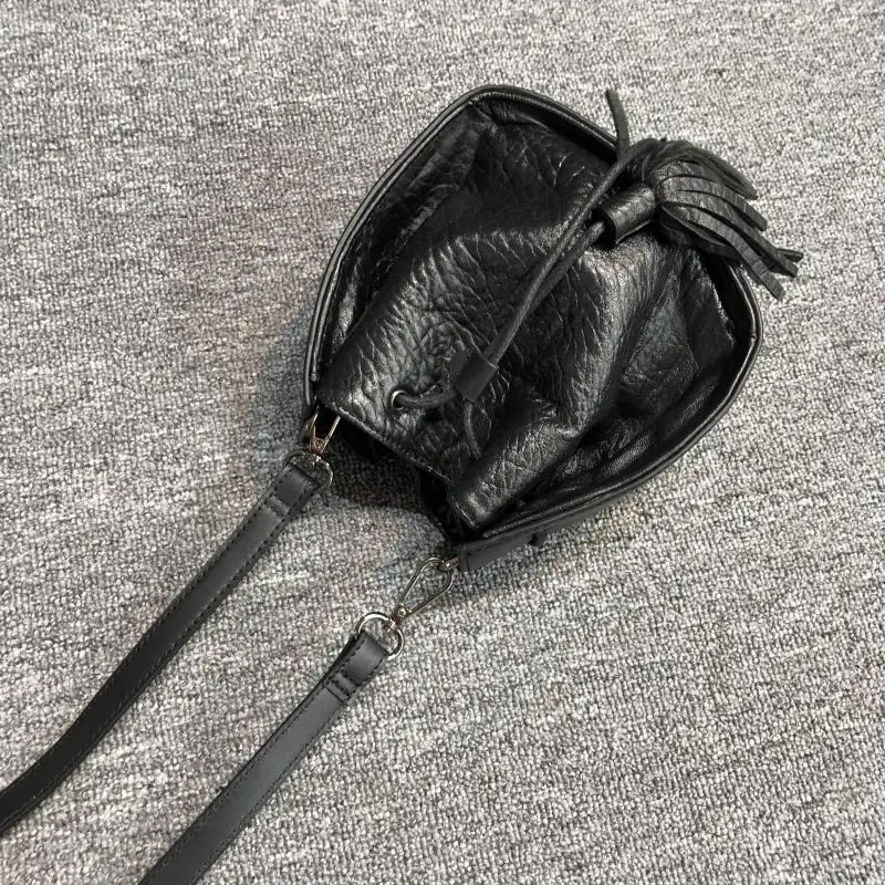 Vintage Women's Handbag Lychee Drawstring Tassel Top Leather Bag Female Luxury Brand Designer Handbag Fashion Women's Bucket Bag