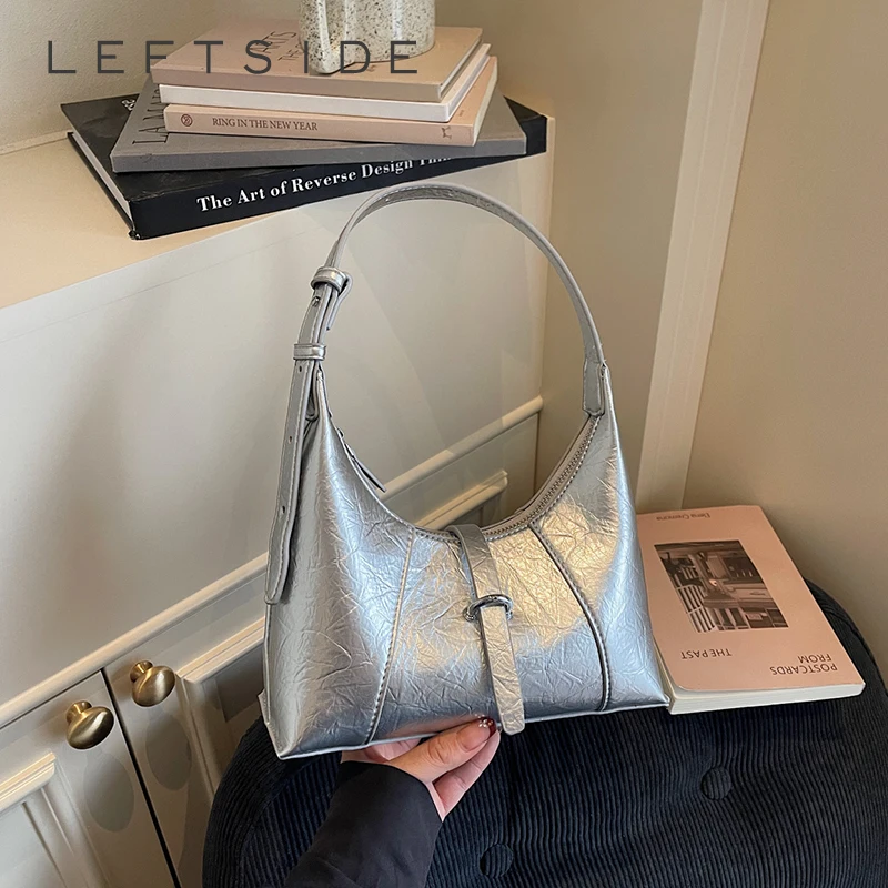 

Women's Silver Crinkled Leather Shoulder Bag Fashion Daily Street Crossbody Bags 2026 New Trend Solid Color Handbags and Purses
