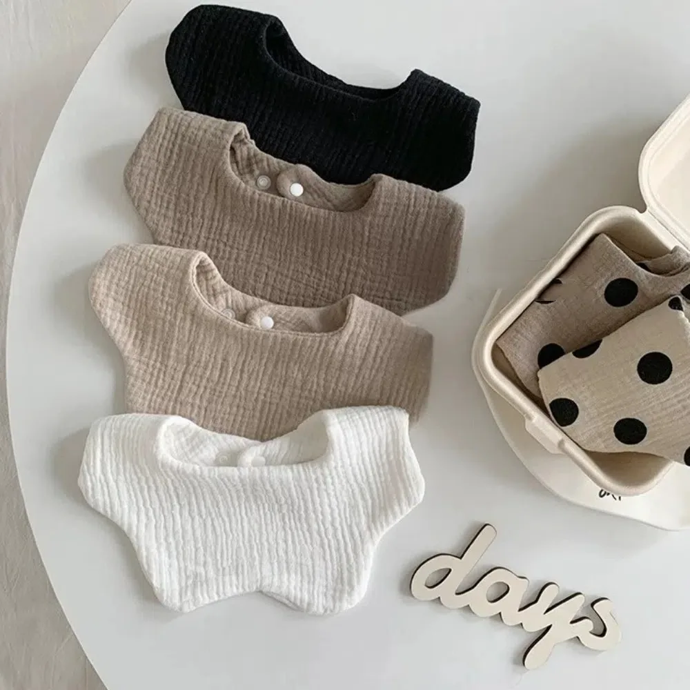 

Feeding Anti-vomiting Bibs Waterproof Flower Shape Baby Drooling Bibs Round Neck Korean Style Dotted Baby Cotton Bibs