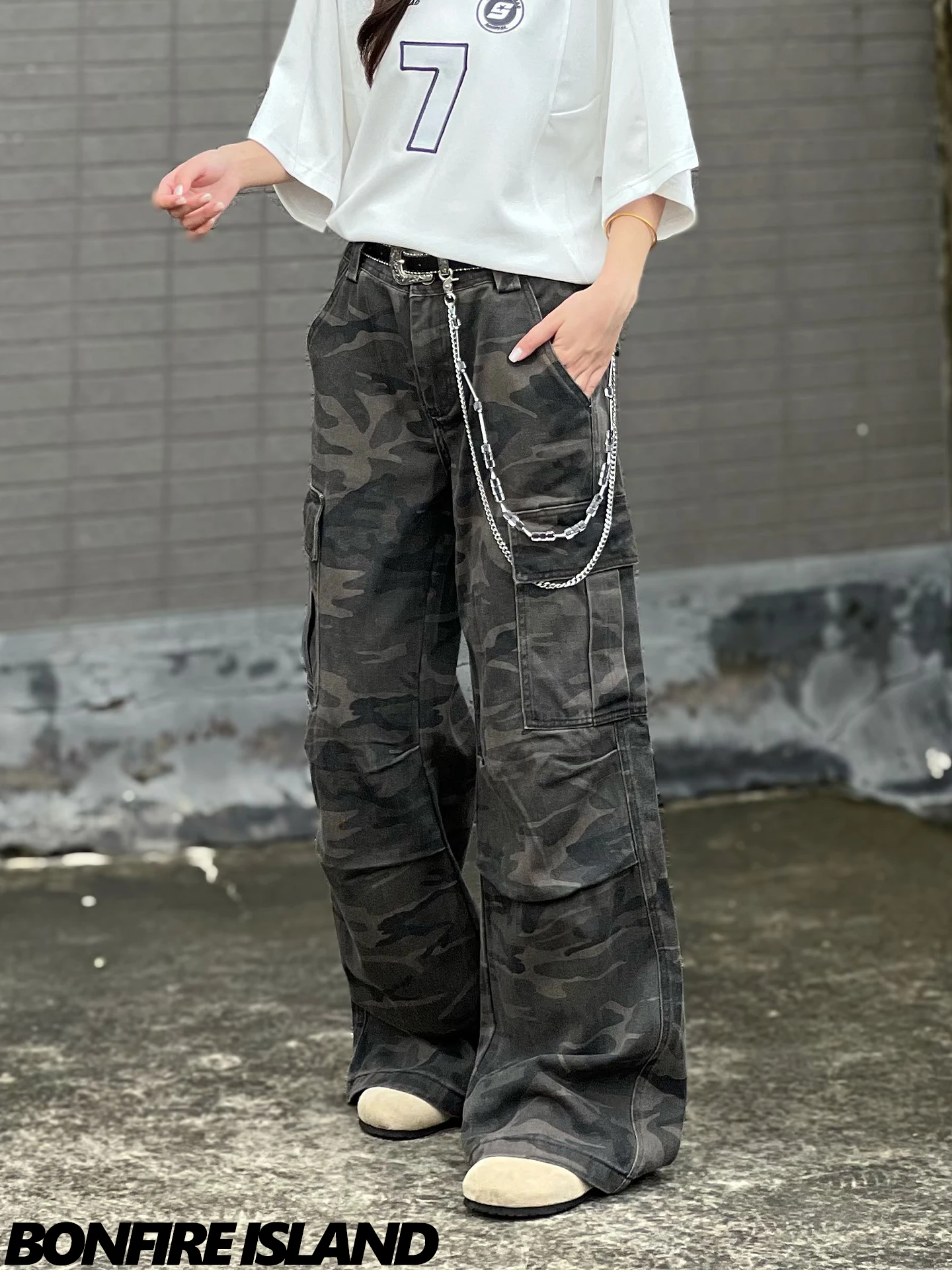 

BONIS Американские камуфляжные рабочие брюки в стиле ретро, свободные повседневные брюки с широкими штанинами, молодежная энергия, всесезонные