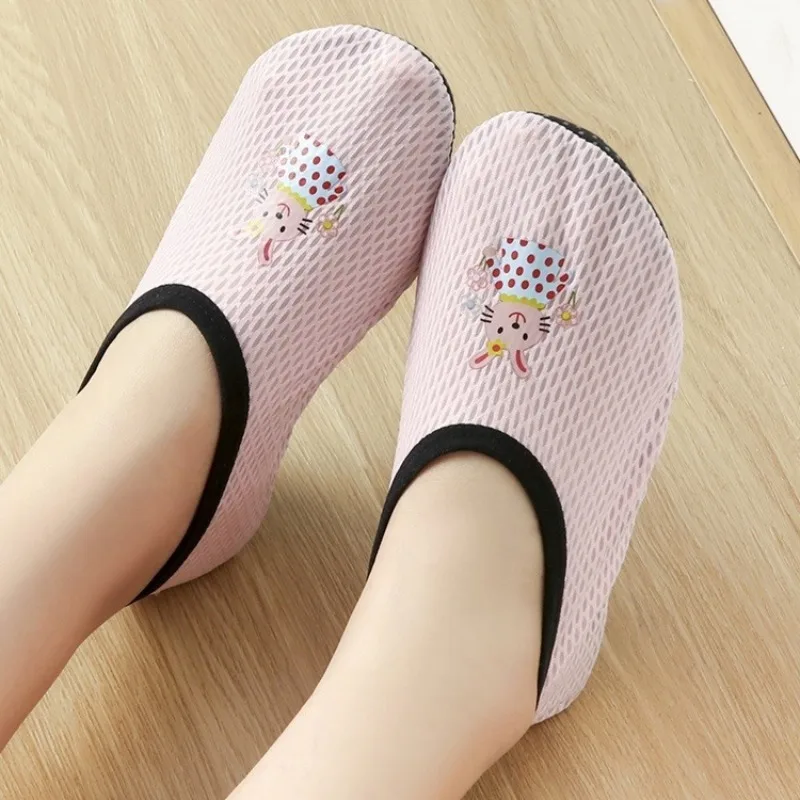

Parent Small Size Non Slip Socks Summer Mesh Breathable Indoor Floor Socks Women Men Home Anti Skid Lightweight Slipper Socks
