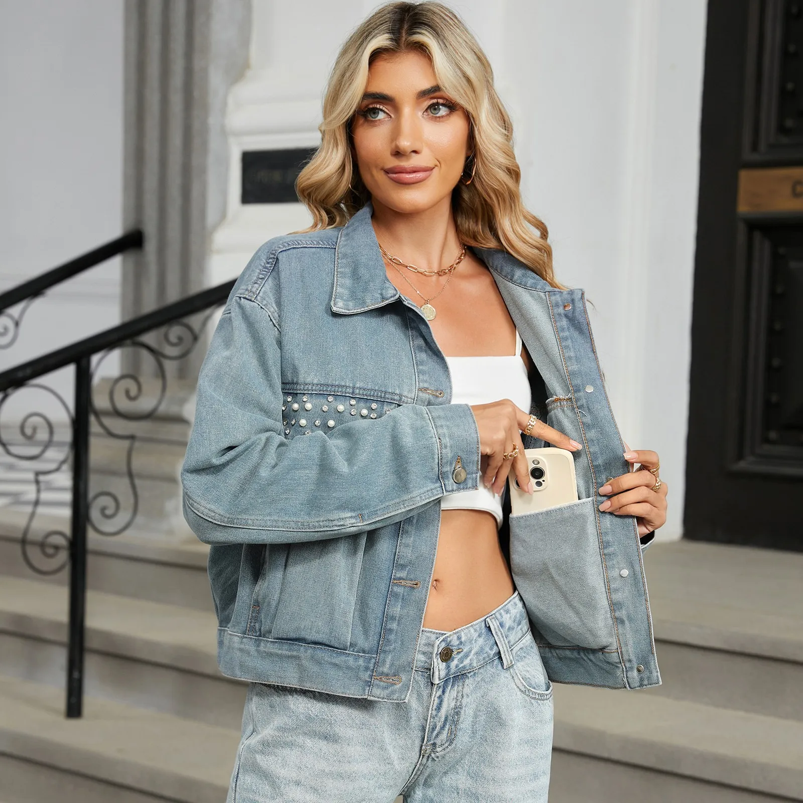 

Female Diamonds Denim Jacket Women Loose Vintage Blue Short Cowboy Outerwear Spring Autumn Casual Jeans Jacket Coat 2025