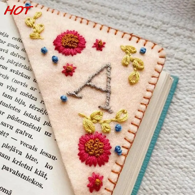 Personalized Hand Embroidered Corner Bookmarks Felt Triangle Marker Creative Chinese Embroidery Bookmarks Elegant Felt Flower