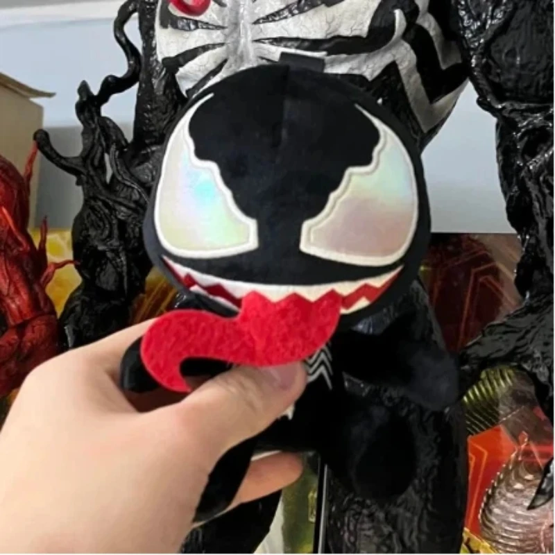 Op voorraad Echte Hottoys Marvel Spider Man Cosbi Blind Box Pluche Tas Ornament Kawaii Spider Man Verrassingsdoos Verjaardagscadeaus Speelgoed