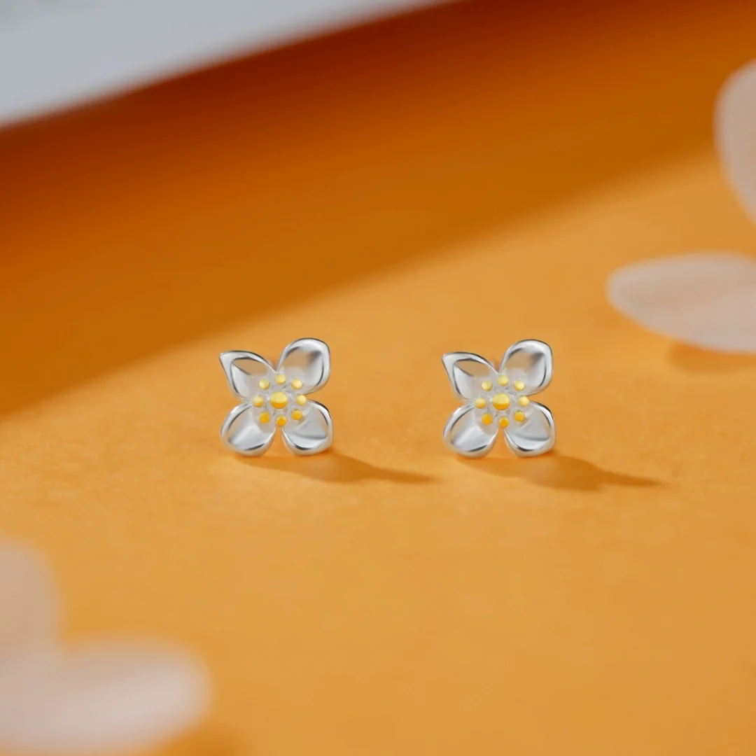 Uini Tail hot selling 925 pure silver needle versatile gardenia earrings 2026 new style temperament high-end floral earrings
