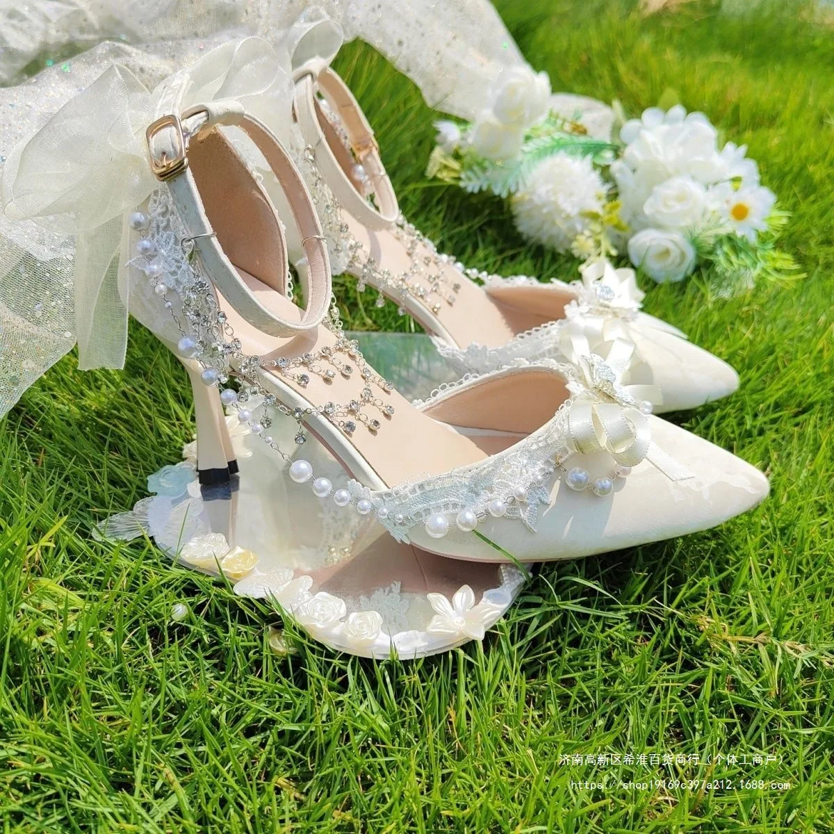 โลลิต้าดอกไม้งานแต่งงานGorgeousผู้หญิงรองเท้าส้นสูงHand-Madeเงารองเท้าPointed Toeครีม-สีขาวใหม่