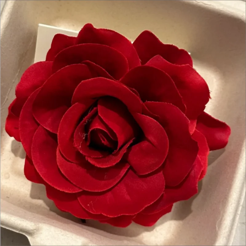 High end women's rose hair clip gentle women's red flowers show white and temperament hair clip hair accessories