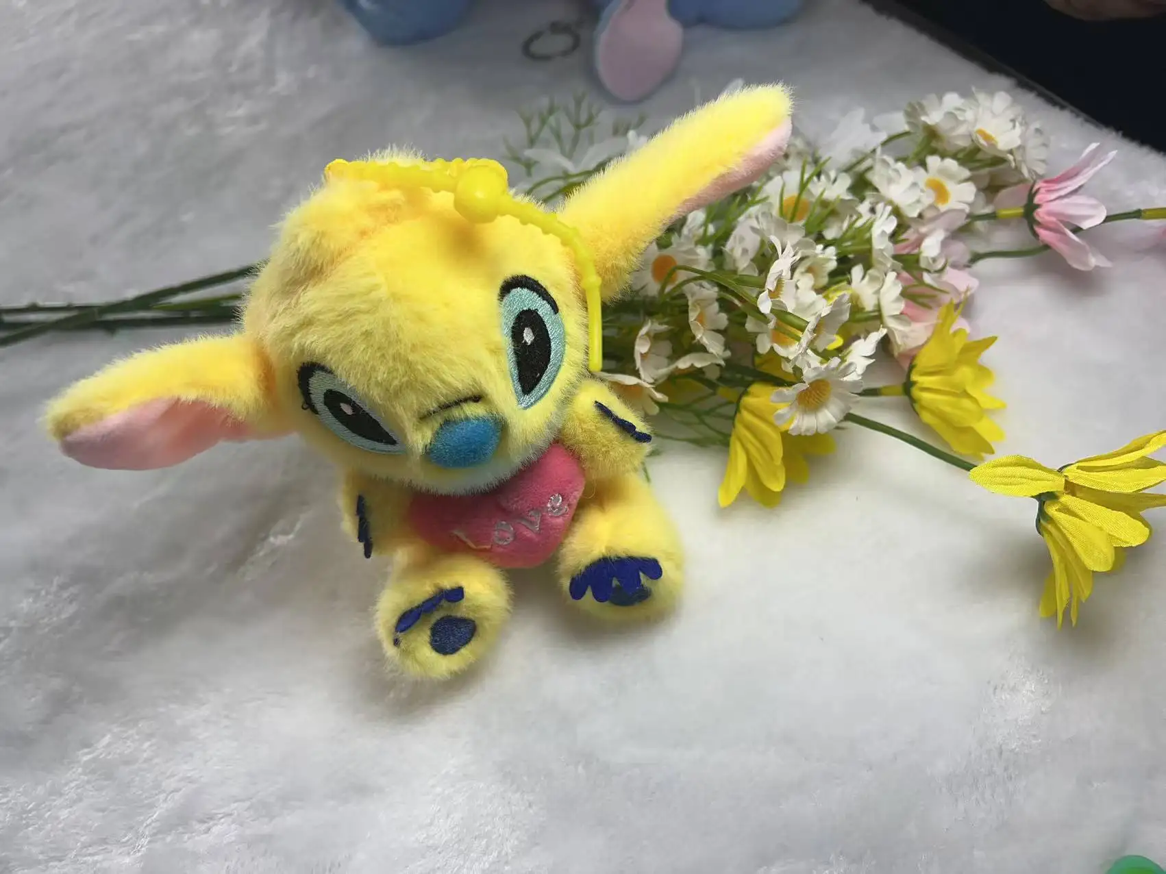 Porte-clés pour sac à dos, pendentif, jouet en peluche Kawaii, poupée faite à la main, dessin animé, cadeau mignon pour poupée d'anniversaire de petite amie, dernière collection