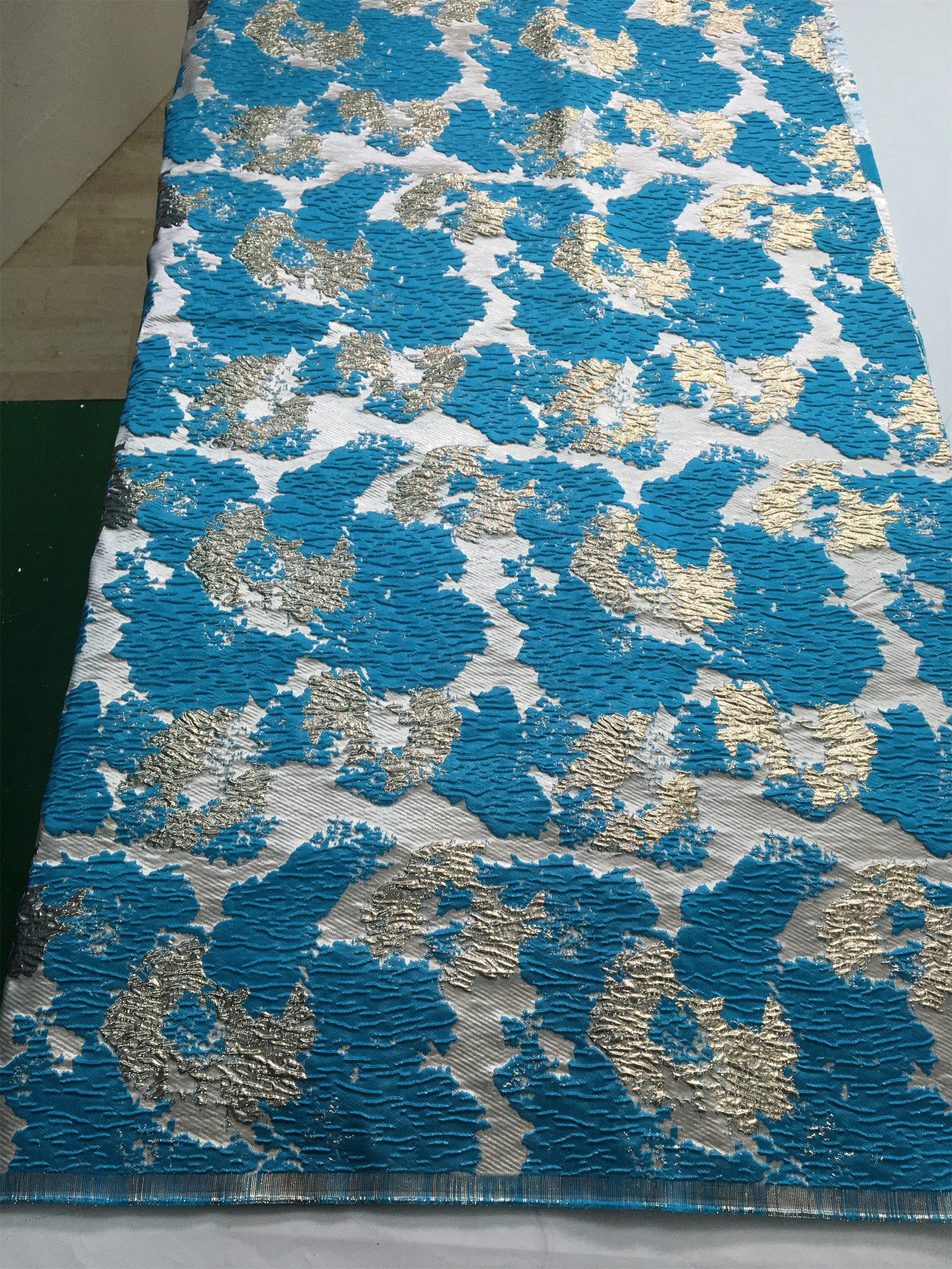 2025 아프리카 레이스 원단 하이 퀄리티, 5 야드 도금 블루 나이지리아 브로케이드 자카드 레이스 원단 파티 원피스, A4188 바느질