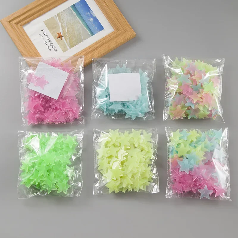 Pegatinas de estrellas luminosas para niños, juguete de pintura fluorescente de PVC que brilla en la oscuridad, 3cm, 100 unids/lote por bolsa