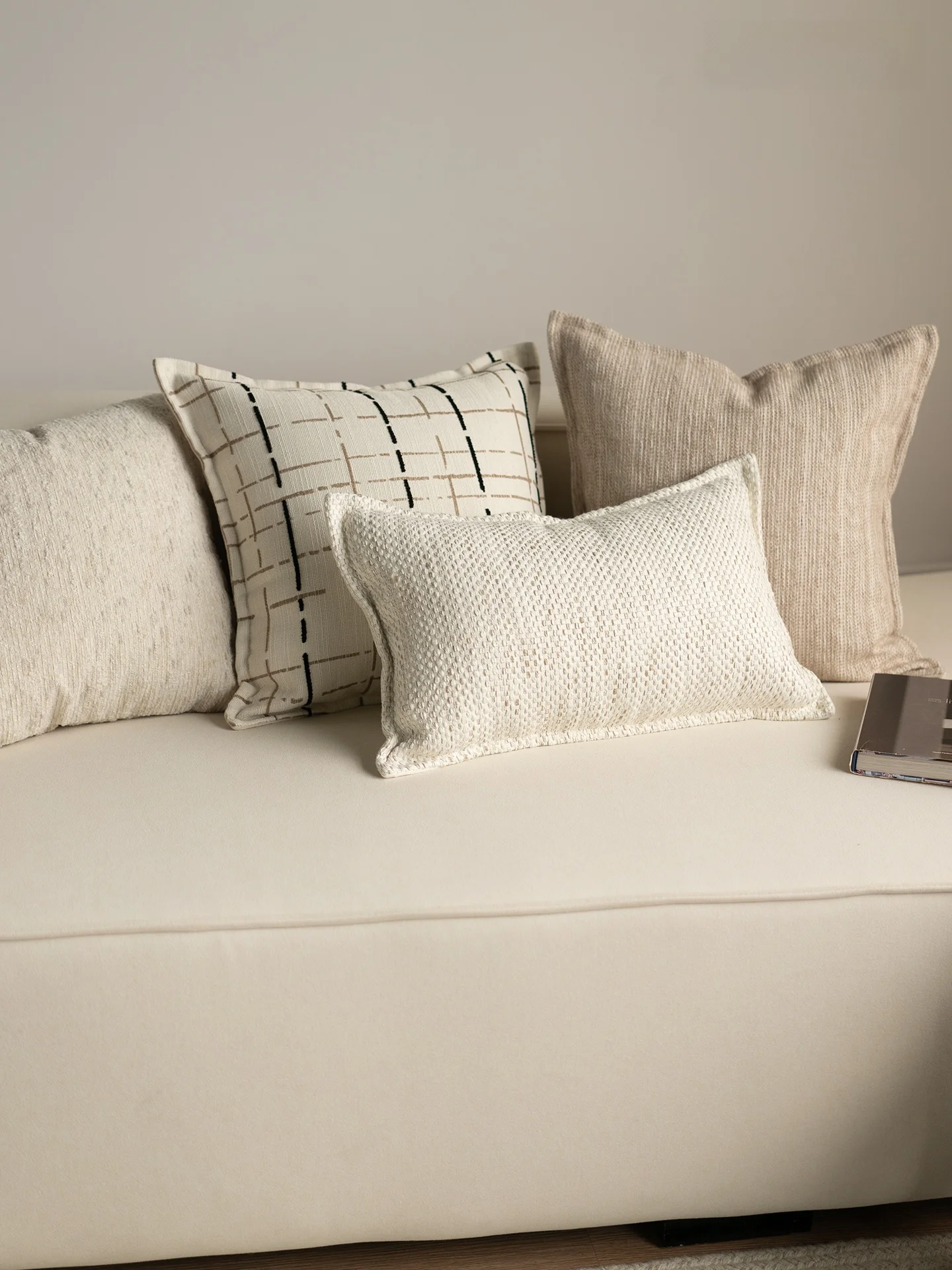 Italian Luxury Square Pillow Backrest Bedroom Sofa Detachable Washable Cushion Wabi Sabi Style Home Textile Throw Pillow