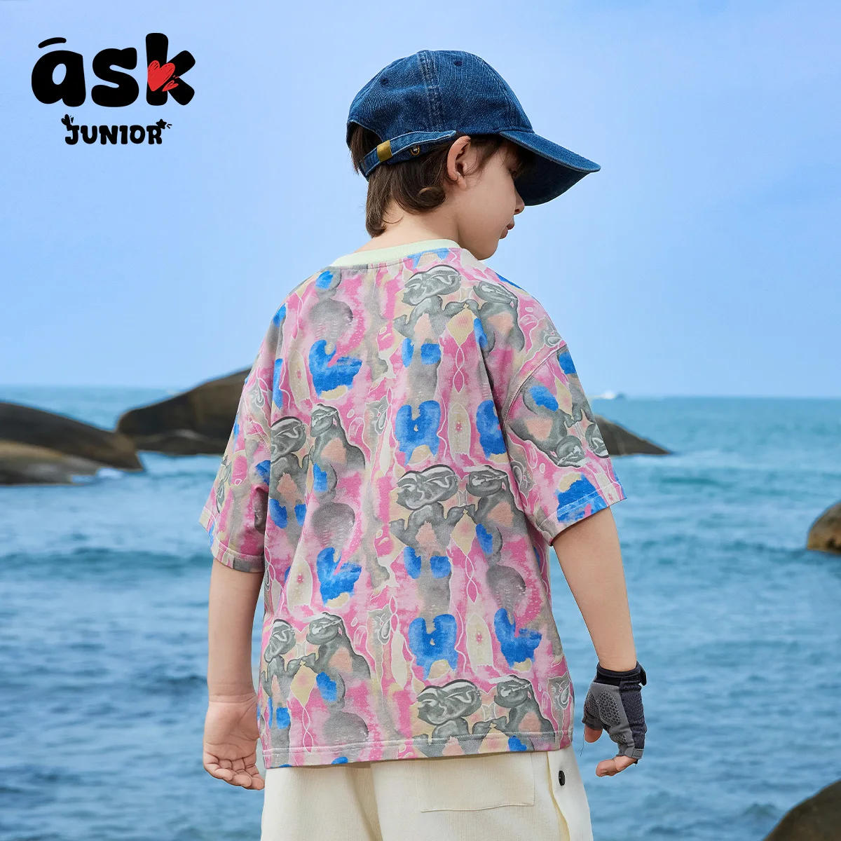 تي شيرت صيفي للأطفال بأكمام قصيرة للأولاد والأولاد الأكبر سنًا بألوان متباينة وطباعة حروف بأكمام قصيرة #4