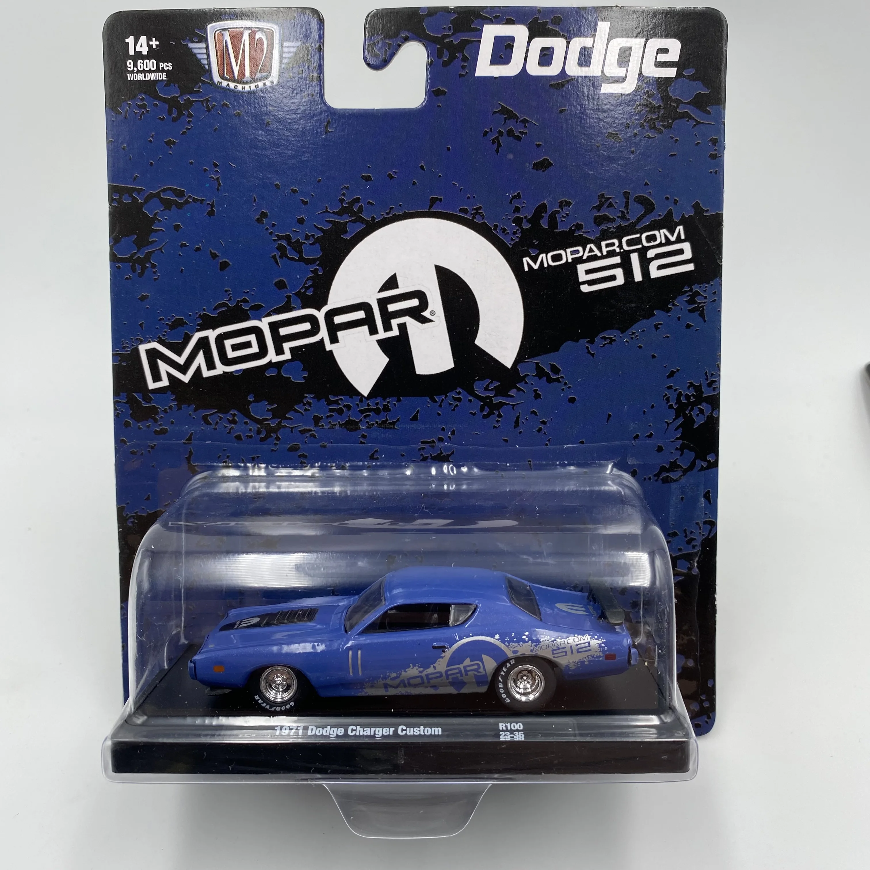 M2 Machines 1/64  1971 Dodge Charger Custom Alloy car model toy rare collection