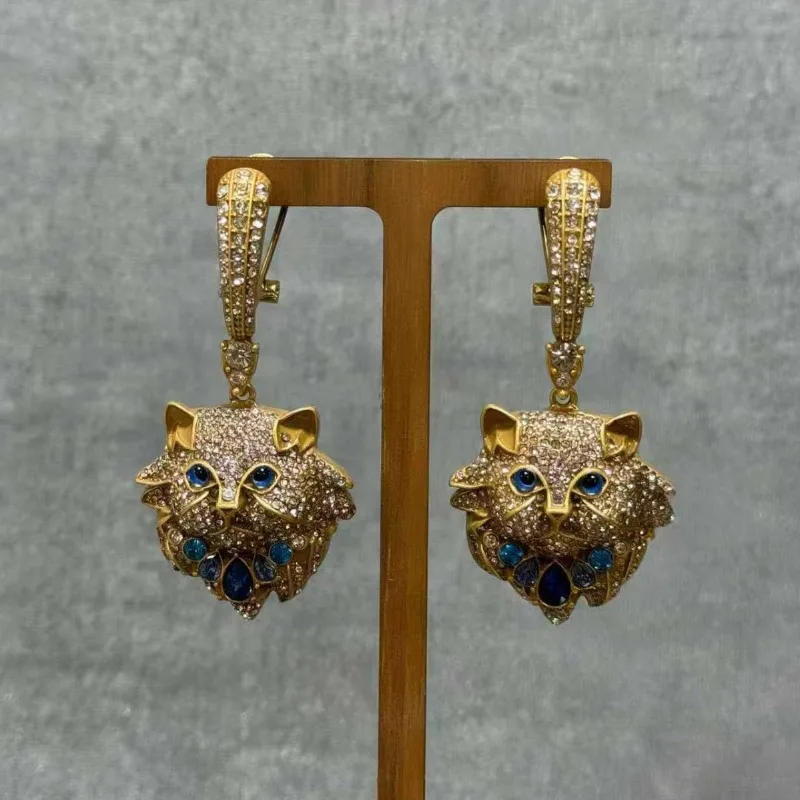 

Luxury Cat Earrings for Women Full Rhinestone Animal Dangle Earrings Gold Crystal Kitten Earring Retro Party Wedding Jewelry