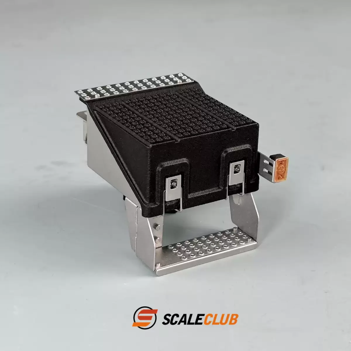 Scaleclub 1/14 Tamiya Tractor Truck Tipper 770S Dedicated Openable Battery Box With Marker Lights Version B