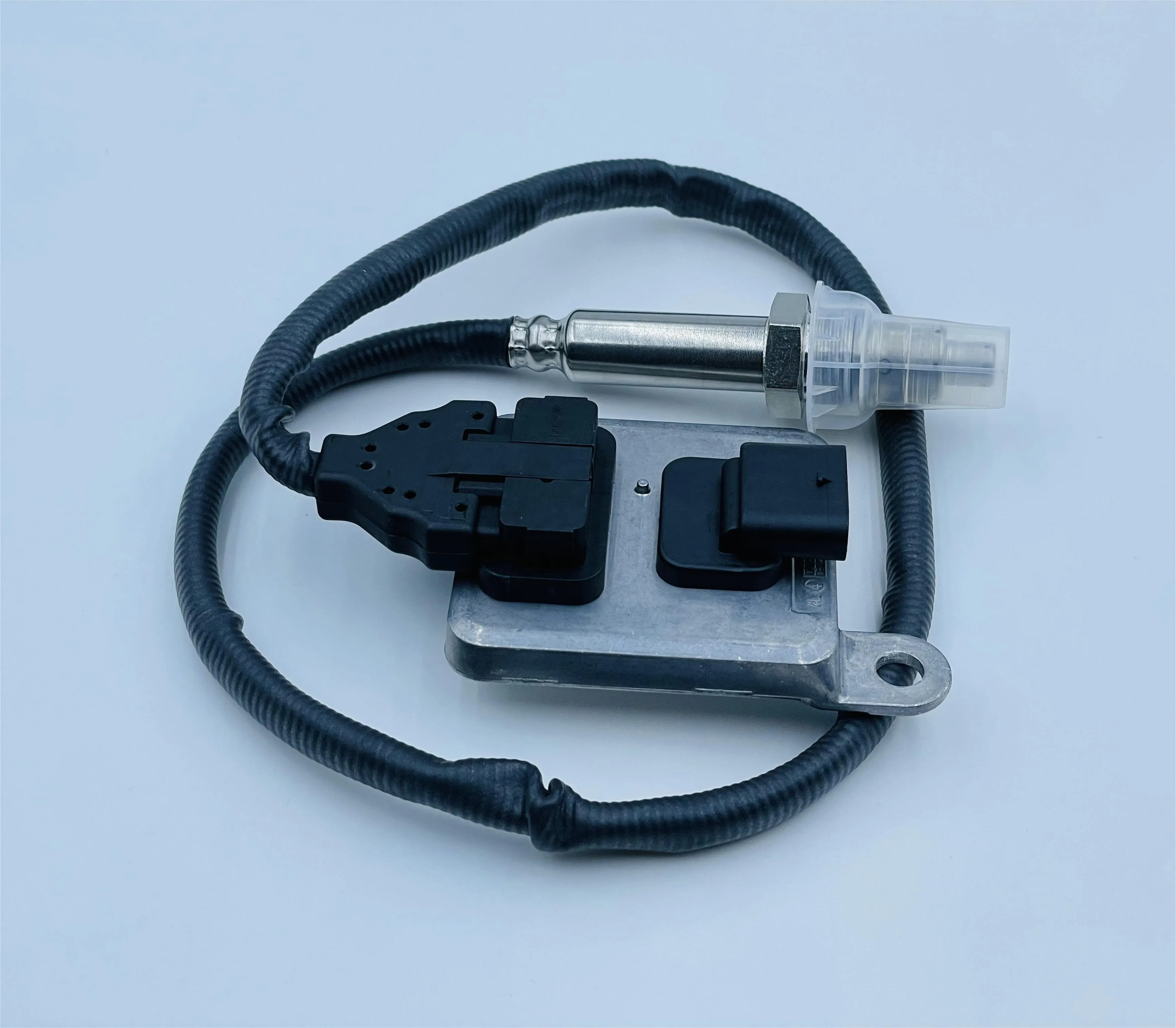 

Premium A0009053403 5WK96681D Nitrogen Oxide Sensor, Suitable ForMercedes Benz, with A One-year Warranty and Home Delivery