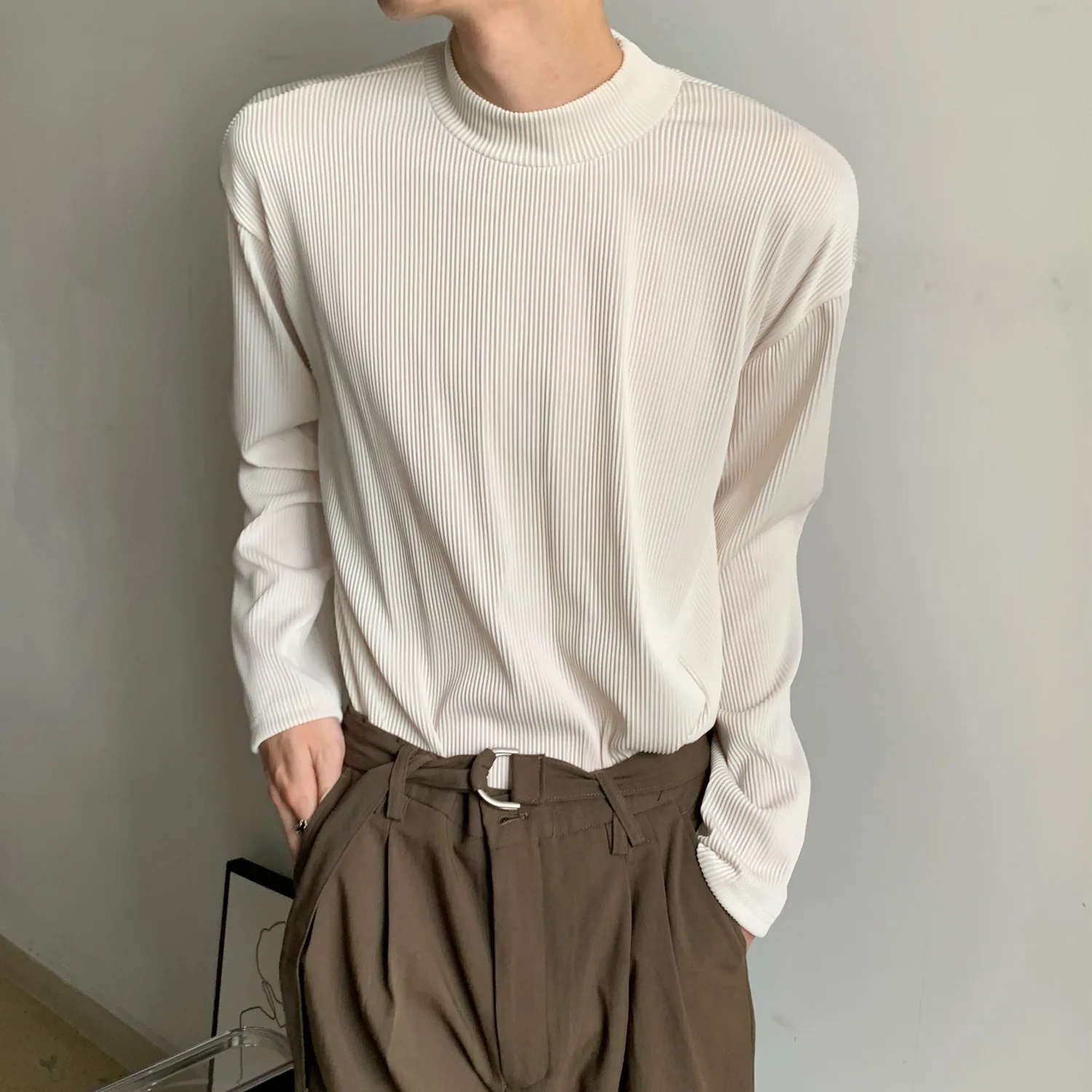 Men's Korean Vintage Design Long Sleeve T-shirt Striped Minimalist Spring Top Half High Collar Inner Layer for Casual Wear