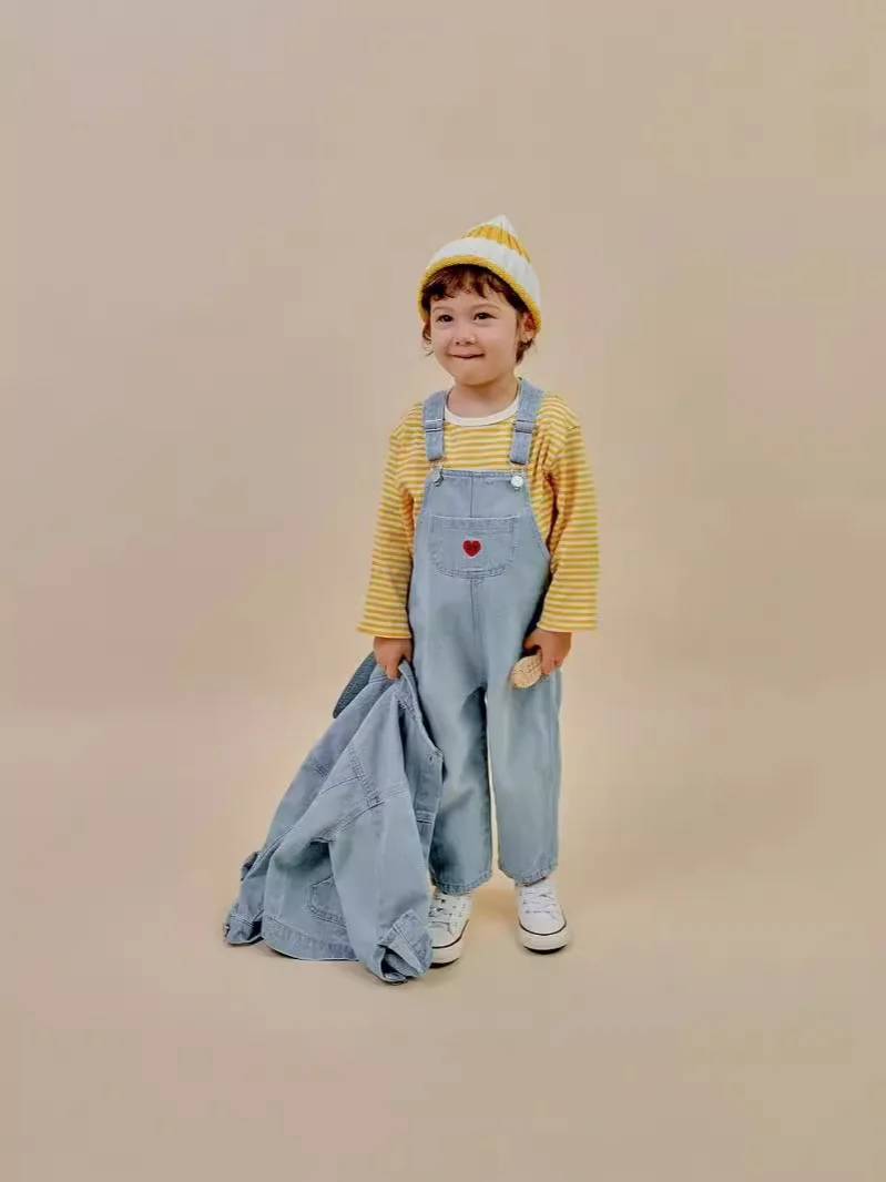 2024 Autumn New Baby Denim Strap Trousers Boy Girl Heart Pocket Denim Overalls Infant Toddler Casual Pants Kids Versatile Jeans